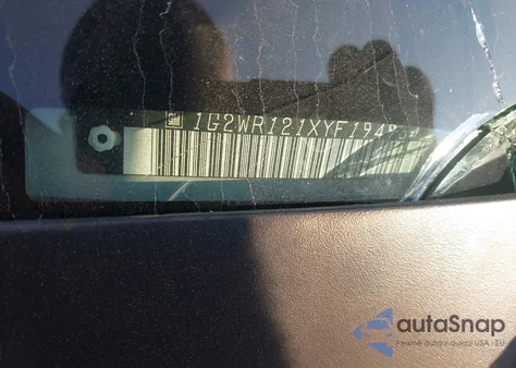 2000 Pontiac Grand Prix Gtp z USA, uszkodzony, nr VIN 1G2WR121XYF194934